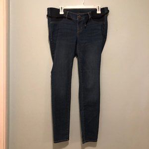 Old Navy Maternity skinny jeans  -  size 8